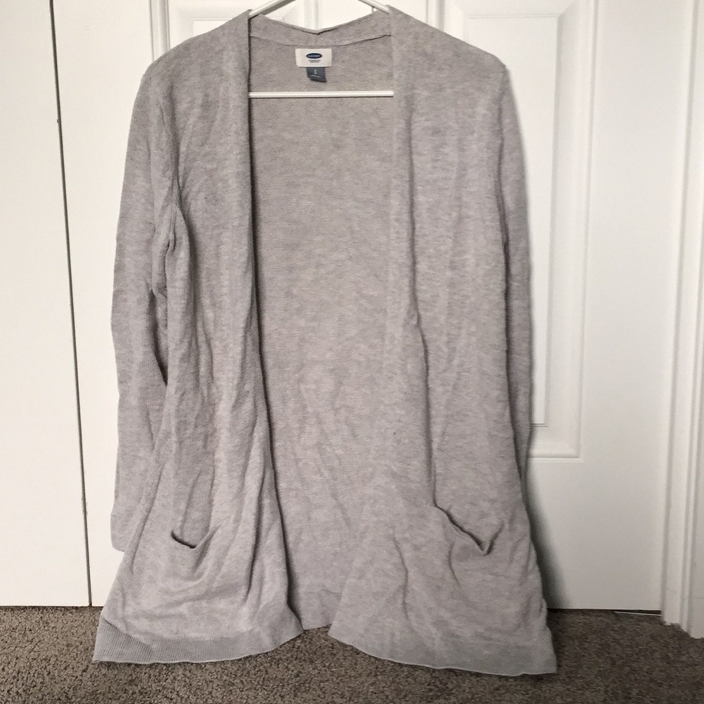 Size small beige old navy cardigan!